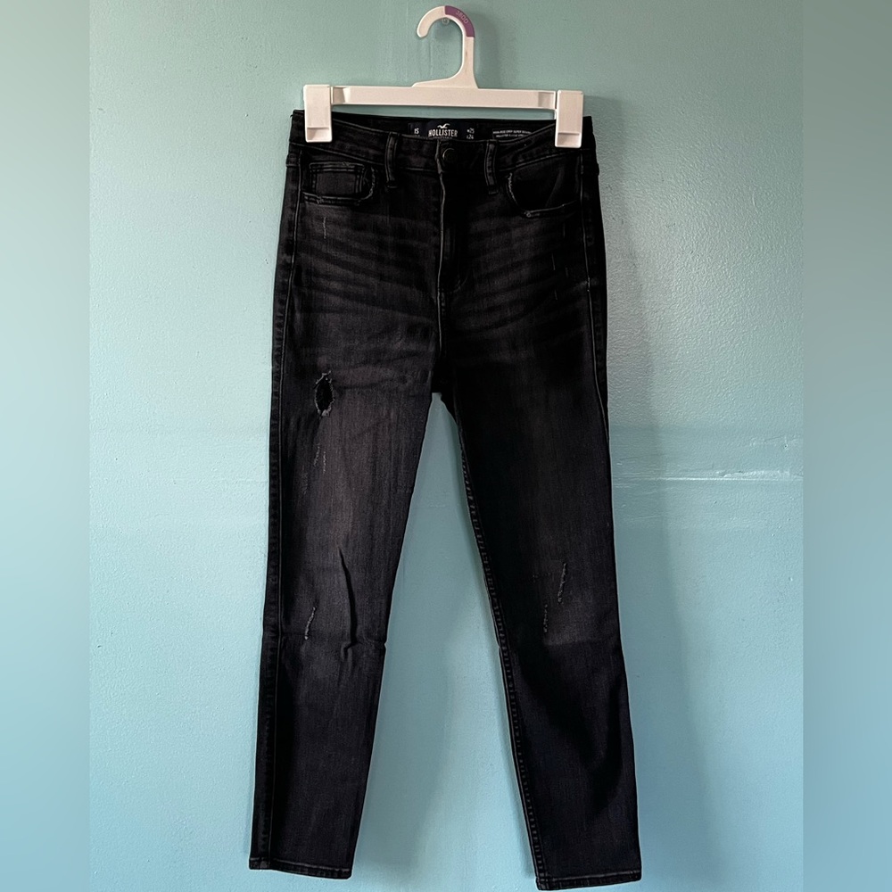 Hollister High Rise Crop Super Skinny Jeans